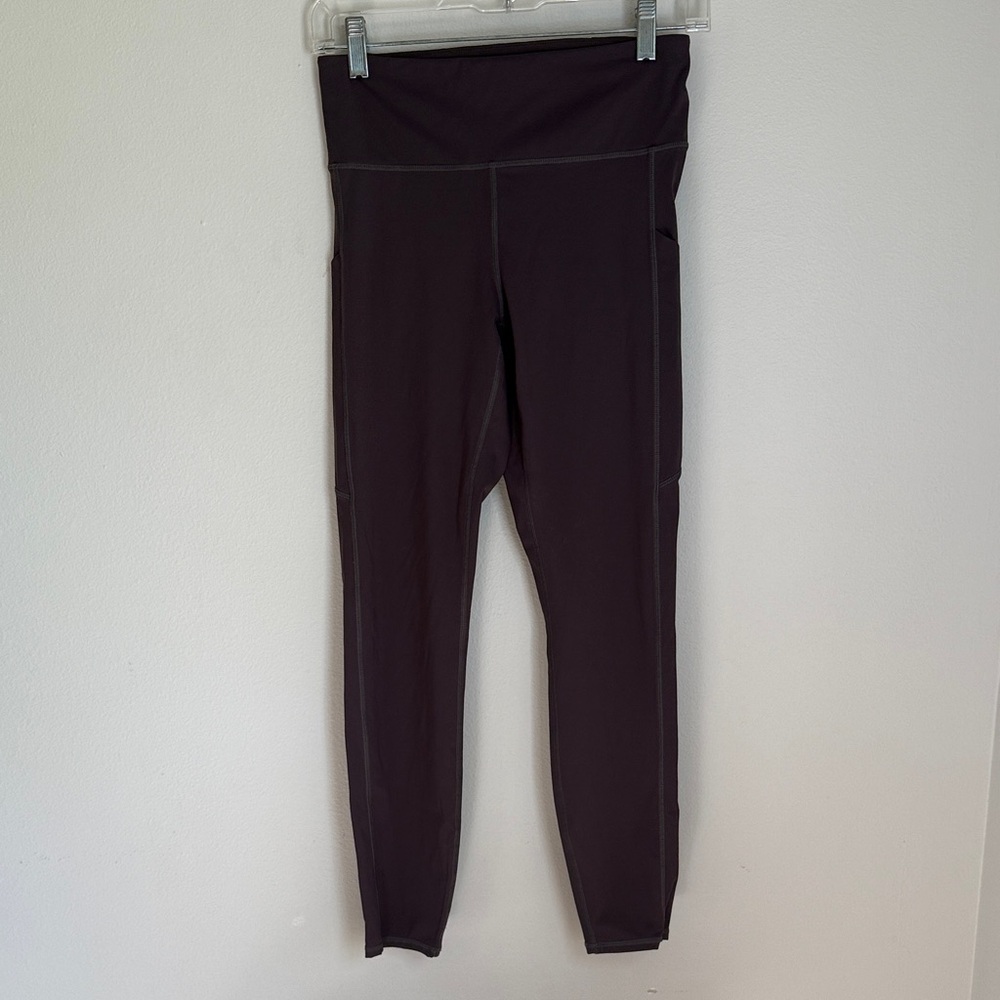 Vuori Women's Dark Brown Leggings with Side Pockets